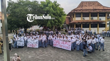 Respons Komisi X DPR Soal Banyak Siswa Terancam Gagal Ikut SNBP