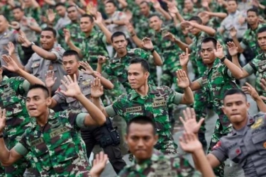 Koalisi Sipil: TNI-Polri Perlu Dibenahi, Bukan Ditambah Kewenangannya