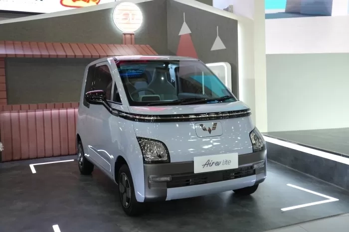 Desain Unik dan Harga Terjangkau Bikin Wuling Air EV jadi Mobil Listrik Paling Populer di Tanah Air