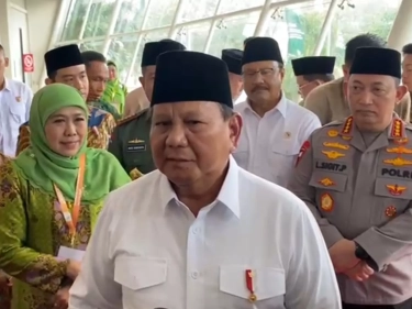 Diperintah Jokowi, Prabowo Akui Baru Dekat dengan Khofifah Jelang Pilpres