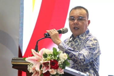 Pemerintah Rekonstruksi Anggaran, Wakil Ketua DPR Sufmi Dasco Minta Pimpinan Komisi di DPR Tunda Rapat Pembahasan Efisiensi