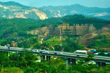 Jasa Raharja Survei Jalur Tol Cipularang, Periksa Titik Rawan Jelang Lebaran