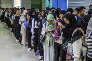 Lapangan Kerja, Kemiskinan, Ketimpangan, dan Pertumbuhan Ekonomi Berkualitas