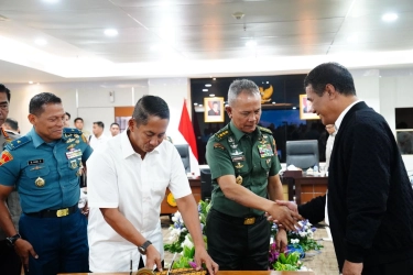 Teken Kerja Sama dengan Bulog, TNI Akan Manfaatkan Gudang sebagai Penyimpanan Beras