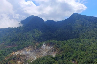 Berpetualang di Kawah Ratu Gunung Salak Bogor