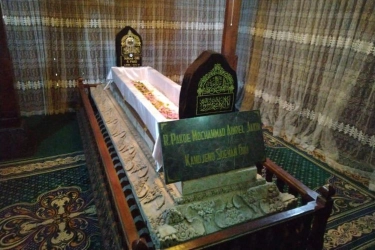 Ziarah Makam Sunan Giri Gresik, Wisata Religi Menyambut Ramadhan