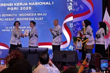 Di Konkernas PGRI, Titiek Soeharto Minta Guru Dukung Program Makan Bergizi Gratis