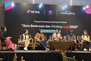 Remaja Tak Suka Diatur, Bagaimana Cara Orangtua Melindungi dari Bahaya Internet?