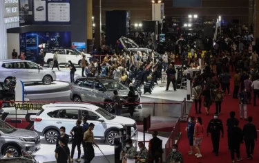 Berikut Daftar Mobil Baru yang Meluncur di IIMS 2025