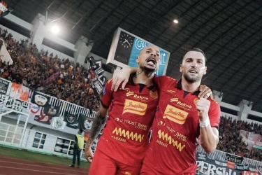 Babak I Persija Vs Persib 2-0: Macan Unggul berkat Gustavo Almeida dan Firza