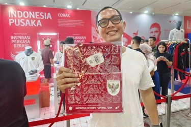 Testimoni Salah Satu Pembeli Pertama Jersey Baru Timnas Indonesia