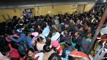 Kerumunan Maut di Stasiun New Delhi, 18 Nyawa Melayang