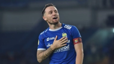 Tensi Tinggi Persija vs Persib, Marc Klok Kasih Pesan Menohok untuk Suporter