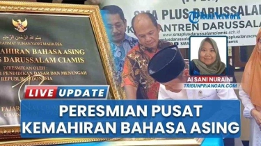 VIDEO Wamendikdasmen Fajar Resmikan Pusat Bahasa Asing Ciamis: Siapkan Siswa Bersaing Global