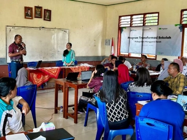 Dukung Pendidikan Indonesia, Pegadaian dan Garuda Indonesia Bersinergi Wujudkan Transformasi Sekolah di Pulau Komodo