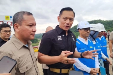 Menko AHY Yakin Program Giant Sea Wall Digagas untuk Cegah Banjir dan Abrasi Pesisir