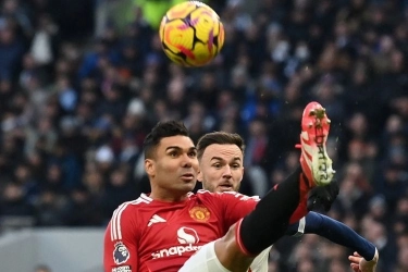 Babak I Tottenham Vs Man United: Spurs Unggul 1-0, Vicario Gemilang