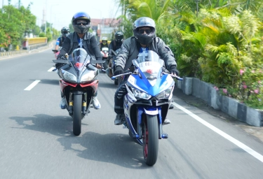 Fitur-Fitur di Motor Yamaha yang Diklaim Pas untuk Teman Touring, Ini Fungsinya