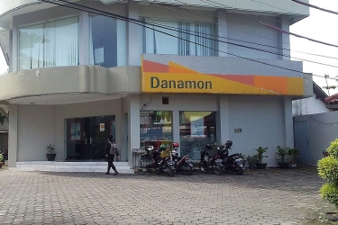 Bisnis Otomotif Lesu, Laba Bersih Bank Danamon Tertekan