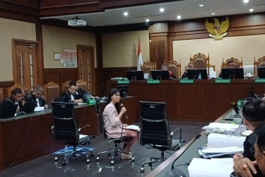 Pengacara Ronald Tannur Disebut Kirim Rekaman CCTV Mendiang Dini Sera ke Zarof Ricar