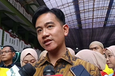 Tinjau Cek Kesehatan Gratis, Gibran: Banyak yang Belum 