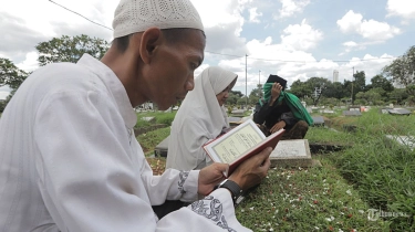 6 Tata Cara Ziarah Kubur Jelang Ramadhan 2025 Lengkap dengan Tuntunan Bacaan Doanya