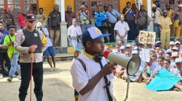 Respons Istana Soal Demo Ricuh Tolak MBG di Papua