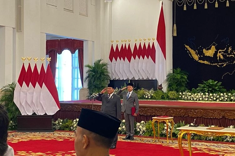 Prabowo Lantik Amalia Adininggar Widyasanti Jadi Kepala BPS, Sonny Harry Jadi Wakil Kepala