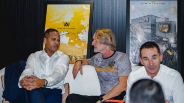 Klub yang Dilatih Guru Patrick Kluivert Pindah Markas, Ada Apa?