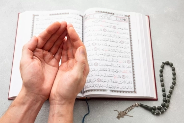 Mau Khatam Al-Qur’an Selama Ramadhan? Berikut Tips Agar Khatamanmu Lancar dan Tidak Terasa Berat 