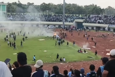 Imbas Kerusuhan Suporter, Manajemen Persela Bertanggung Jawab dan Disbudporapar Tuban Hitung Kerugian