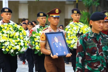 Kabareskrim Komjen Pol. Wahyu Widada Pimpin Pemakaman Syafruddin Kambo, Dimakamkan di TMP Kalibata