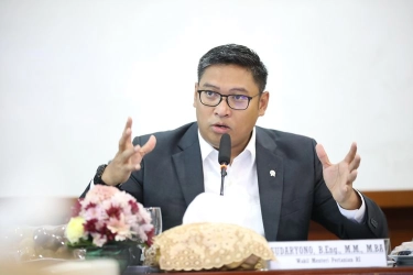 Prabowo Minta Harga Beras, Daging, Minyak, Bawang, Gula Turun Selama Ramadhan 2025