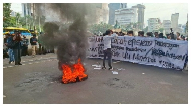 Demo Indonesia Gelap, Mahasiswa Singgung IKN Mangkrak dan Program Ambisius MBG