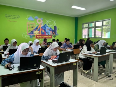 Ikuti Tes, 39 Ribu Siswa MTs dan SMP Berebut untuk Bisa Lanjutkan Pendidikan di MAN Unggulan