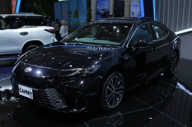 Mampukah Generasi Terbaru Toyota Camry Melawan Honda Accord? Begini Perbandingannya