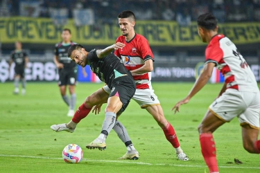 Hasil Persib Vs Madura United 0-0, Kata Hodak Soal Kebuntuan di GBLA