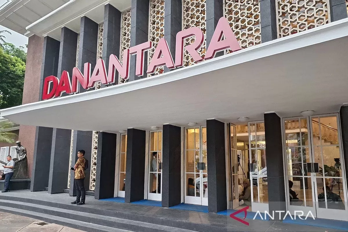 Besok Presiden Prabowo Akan Luncurkan Danantara di Istana
