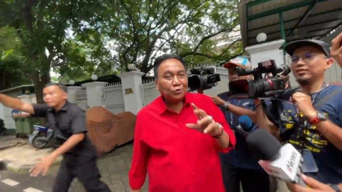 Kompak Bungkam, Satu Per Satu Elite PDIP Tinggalkan Rumah Megawati di Jalan Teuku Umar Menteng