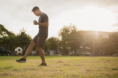 Jangan Anggap Remeh, Fun Football Juga Punya Risiko Kesehatan Serius