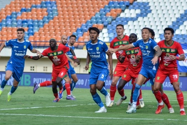 Persebaya Vs Persib, Tantangan Laga Pertama di Suasana Ramadhan