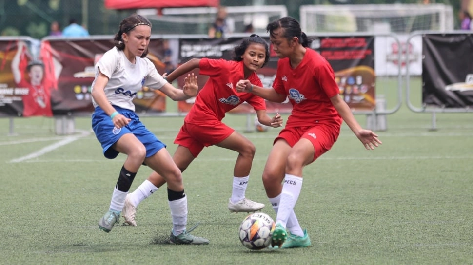 Hasil JSSL Singapore 7s 2025: HydroPlus Strikers dan MilkLife Shakers Raih Runner-up