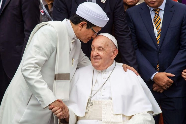 Muhammadiyah & NU Kenang Paus Fransiskus, Penebar Damai dan Teladan