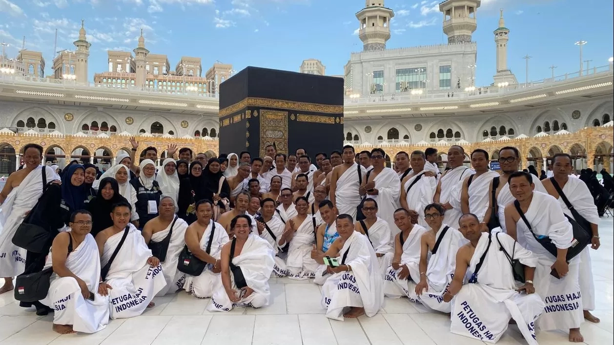 18 Kloter Sudah Masuk Asrama Haji di Hari Pertama, Besok 7.514 CJH Diberangkatkan Ke Madinah Mulai Dini Hari