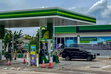 Kompak Turun, Berikut Harga BBM di SPBU Shell, Vivo, dan BP AKR per 1 Mei 2025