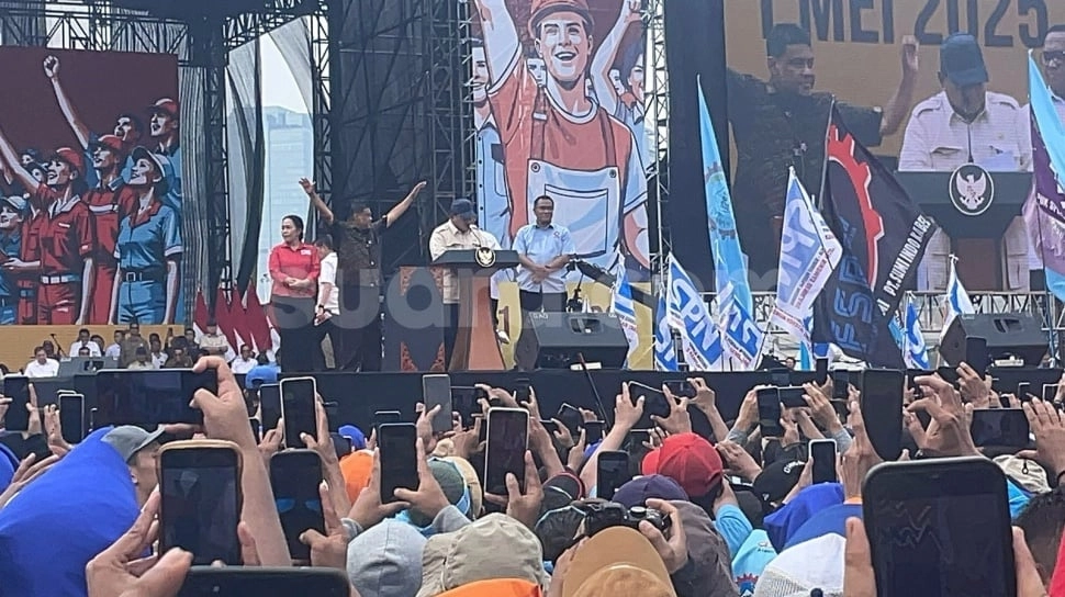 Bikin Massa Buruh Auto Ngakak, Prabowo Curhat 4 Kali Keok di Pilpres: Gue Kalah Lo Ketawa Lagi