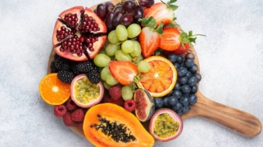 Promo Superindo Buah Hari Ini: Harga Anggur Turun Drastis!