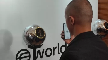 Pro Kontra WorldID Rekam Retina Mata Warga Indonesia dengan Beri Imbalan Uang