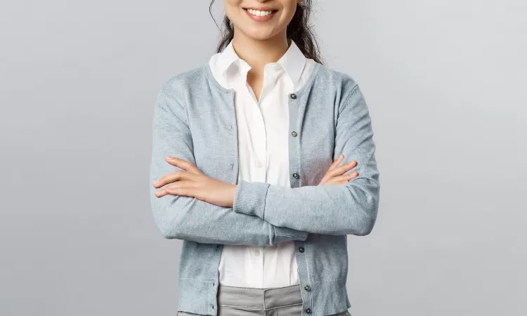 Tips Merawat Sweater Agar Tetap Terlihat Baru dan Anti Melar meski Sering Dipakai