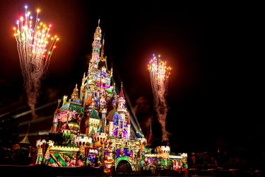 Disneyland Akan Hadir di Abu Dhabi, Jadi yang Pertama di Timur Tengah